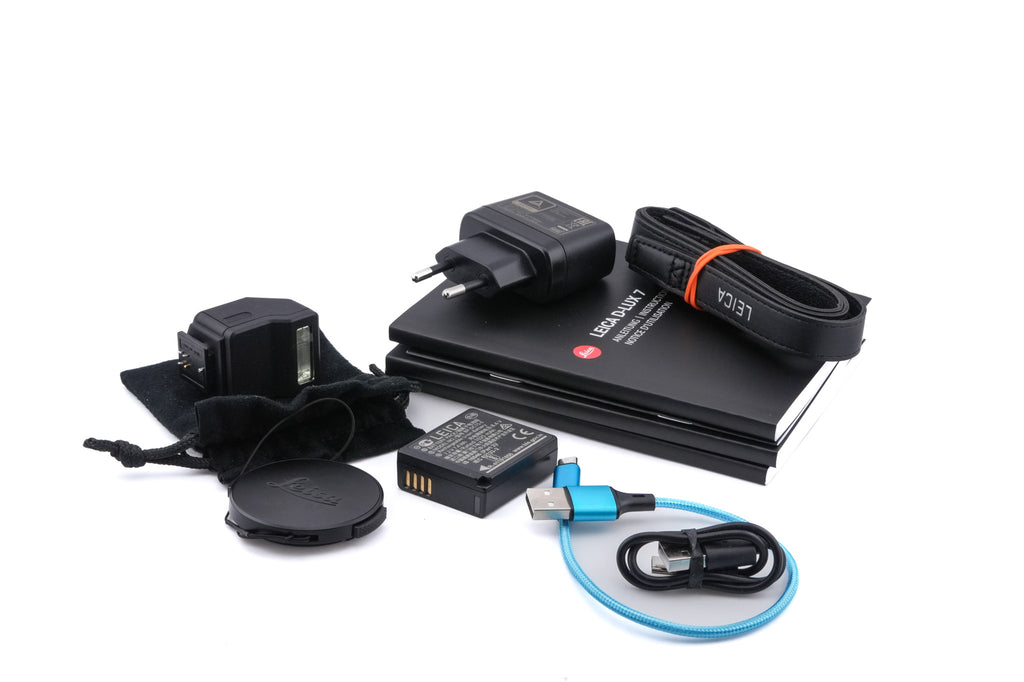 Leica D-Lux 7 + CF D Flash