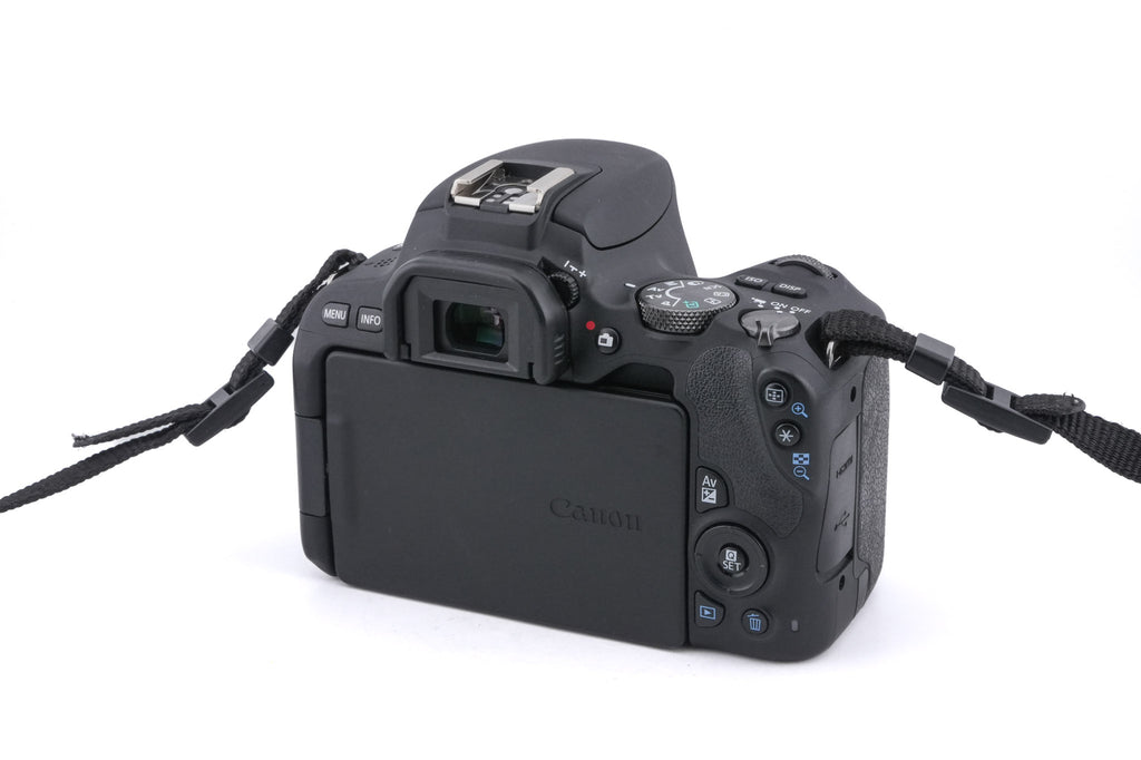 Canon EOS 200D