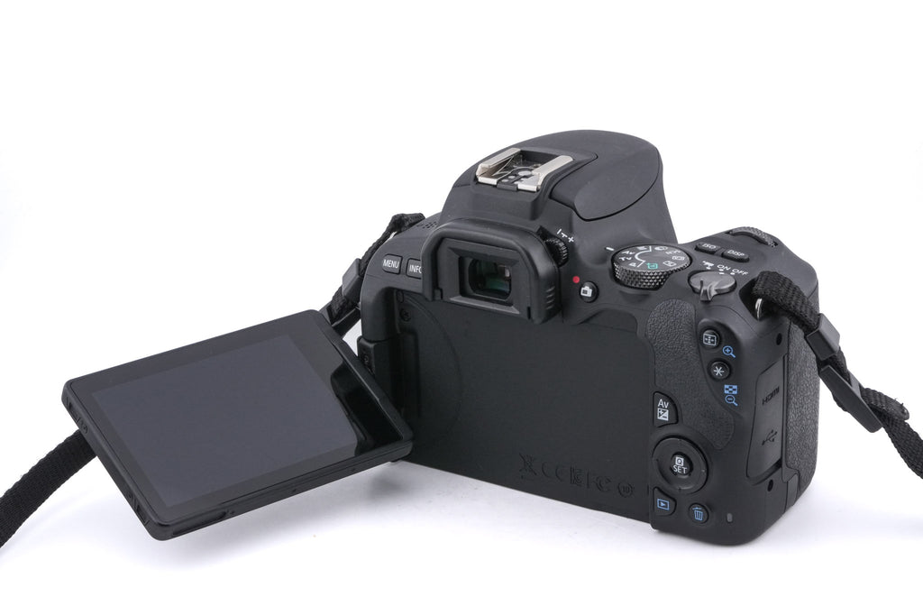 Canon EOS 200D