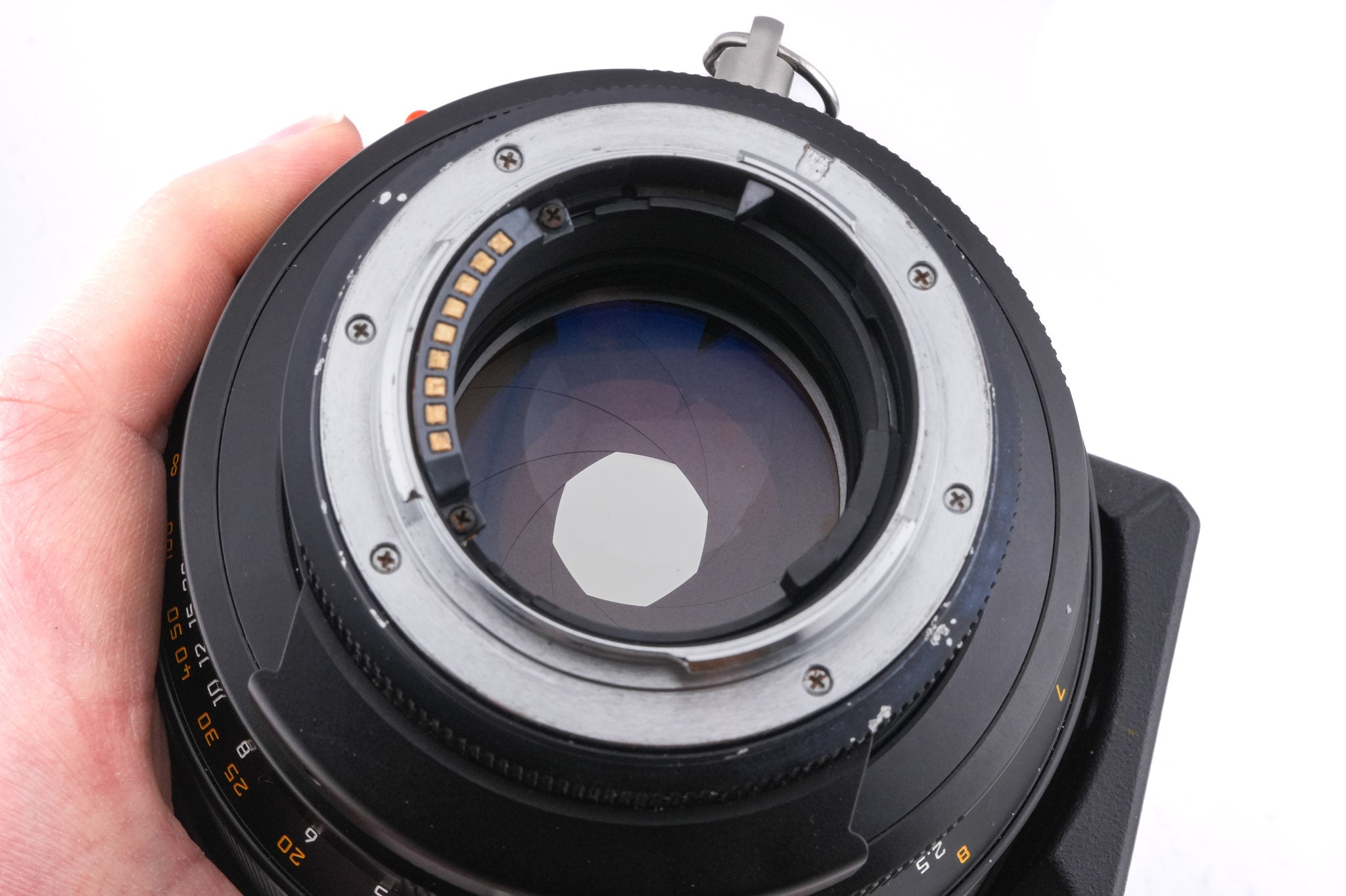 Leica 180mm f2 APO-Summicron-R (ROM) (11354)