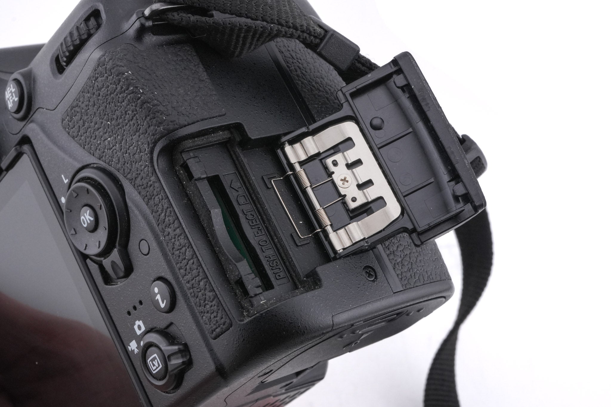 Nikon D7500