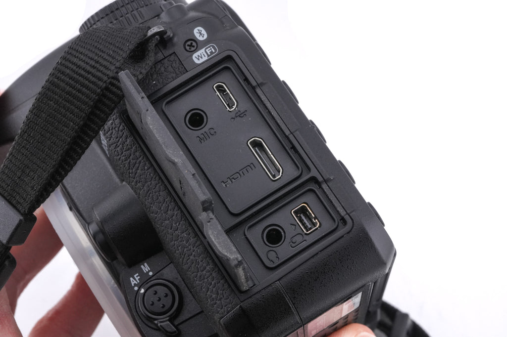 Nikon D7500
