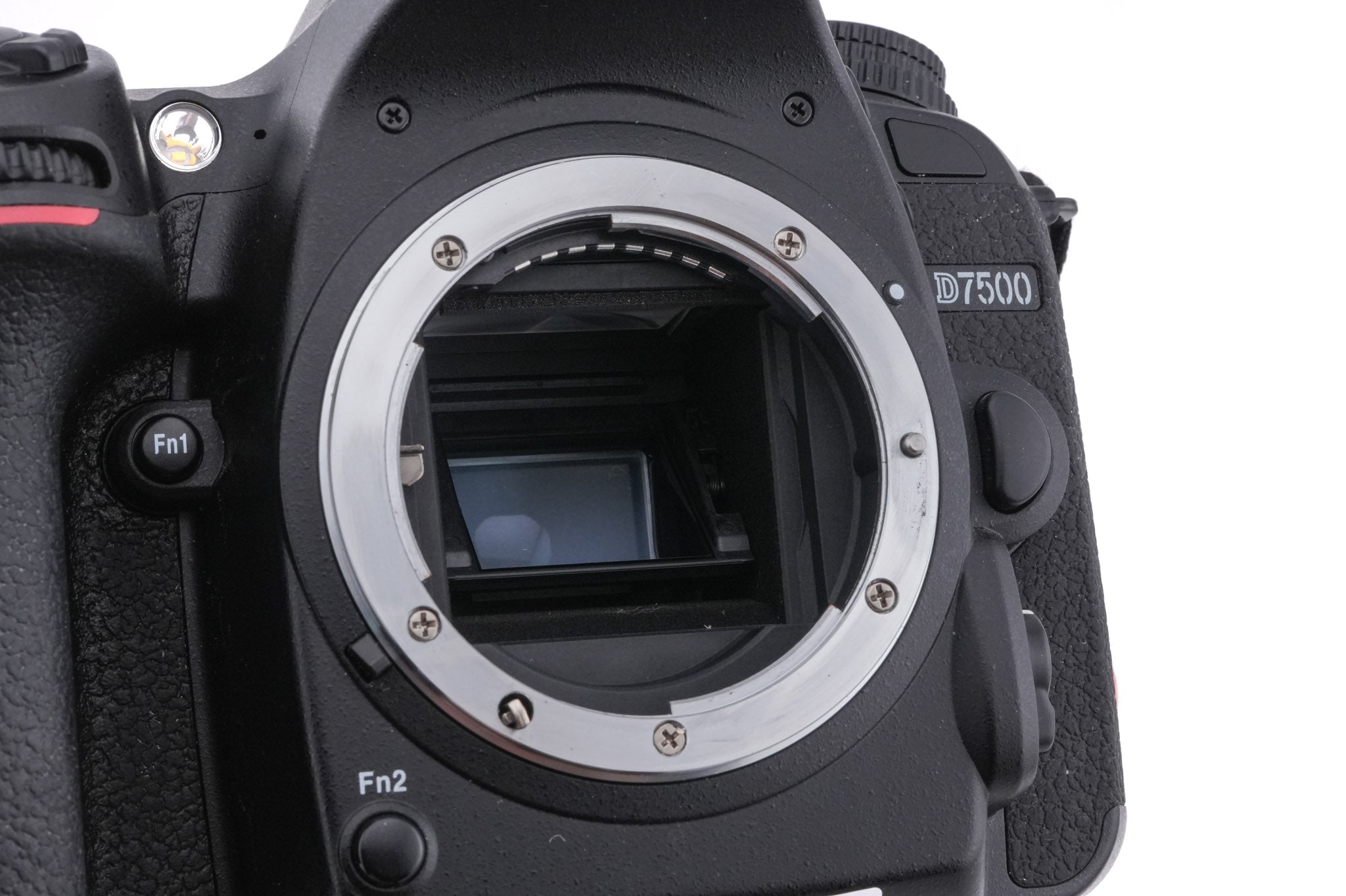 Nikon D7500