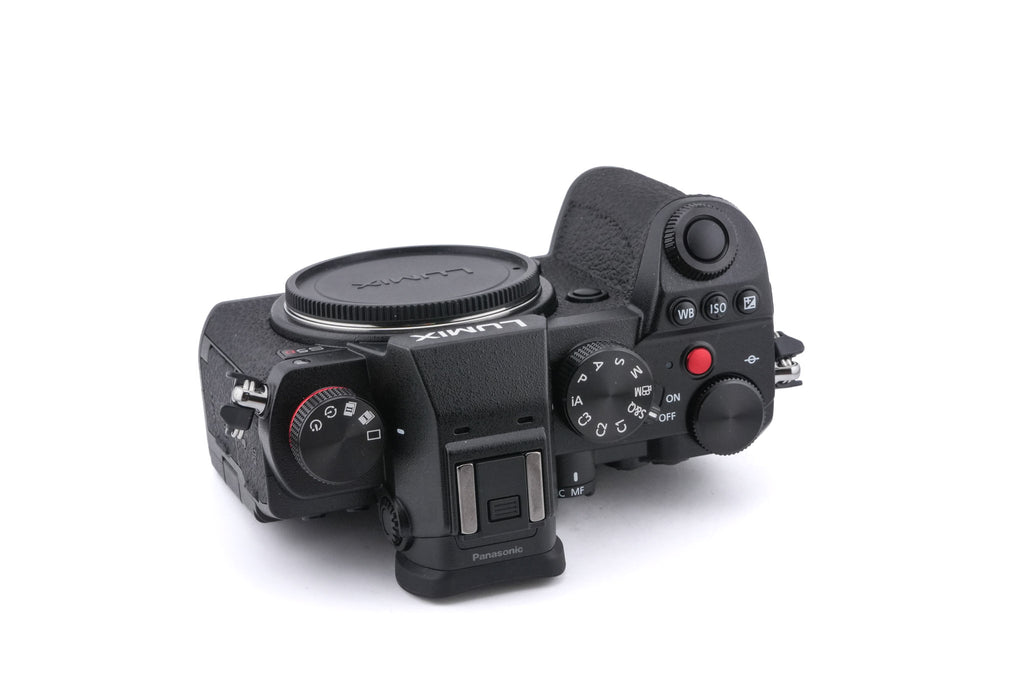 Panasonic Lumix DC-S5D