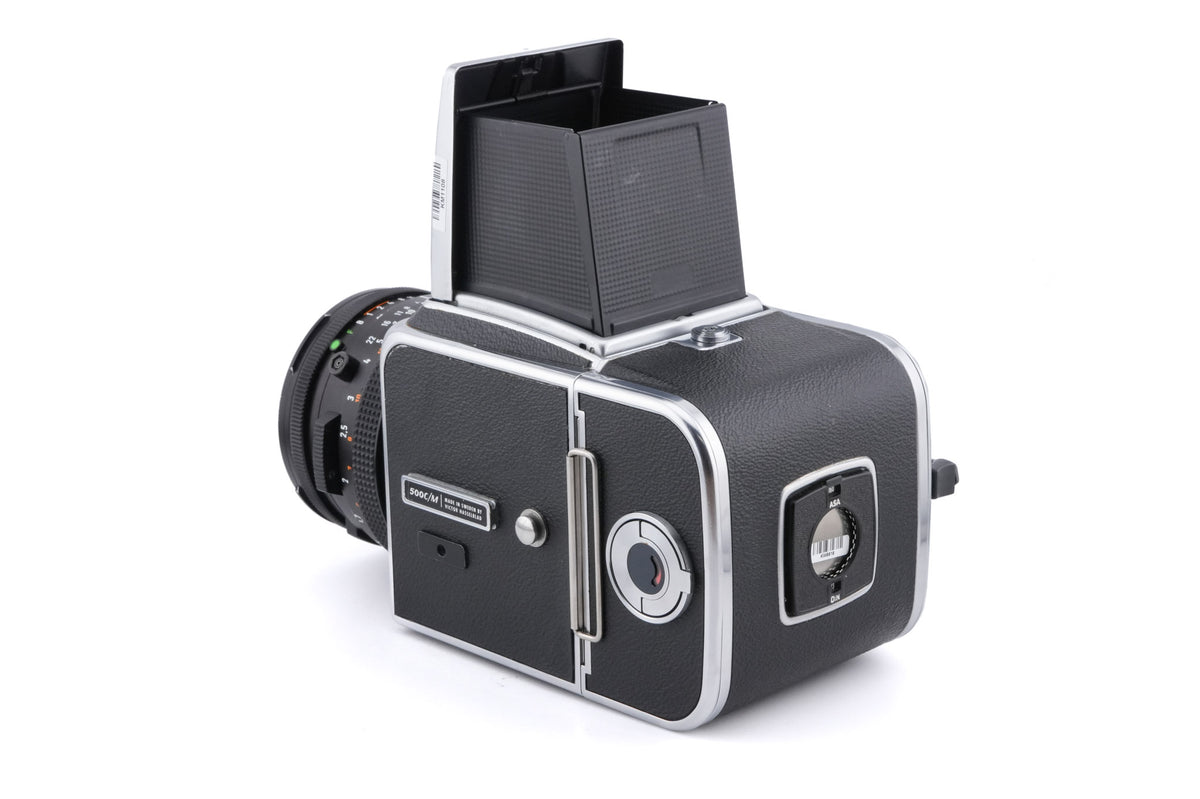 Hasselblad 500C/M (Silver, 10026) + Waist Level Finder (Old / Silver, 42021) + A12 Film Magazine (Silver, 30074) + 80mm f2.8 Opton PL T* CF + Standard Focusing Screen (42161)