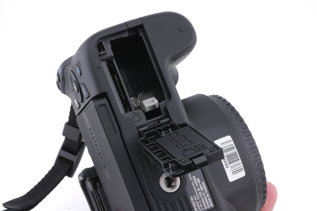 Canon EOS 250D
