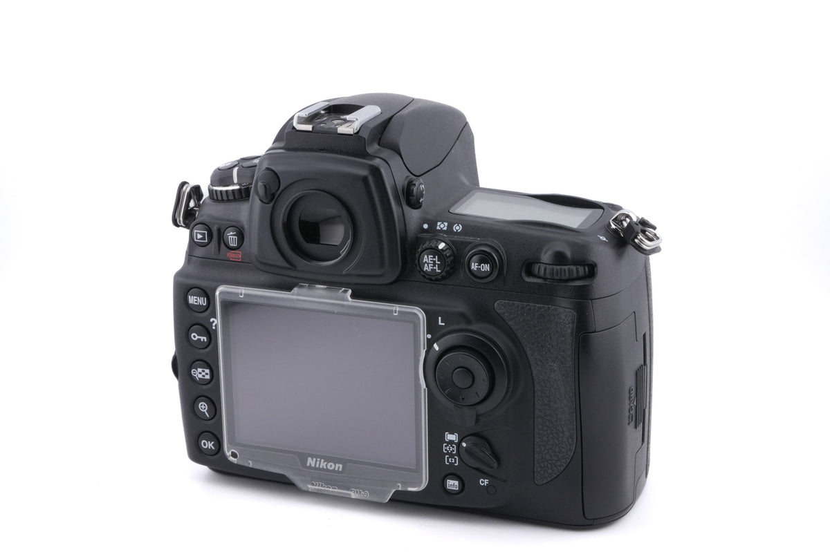 Nikon D700