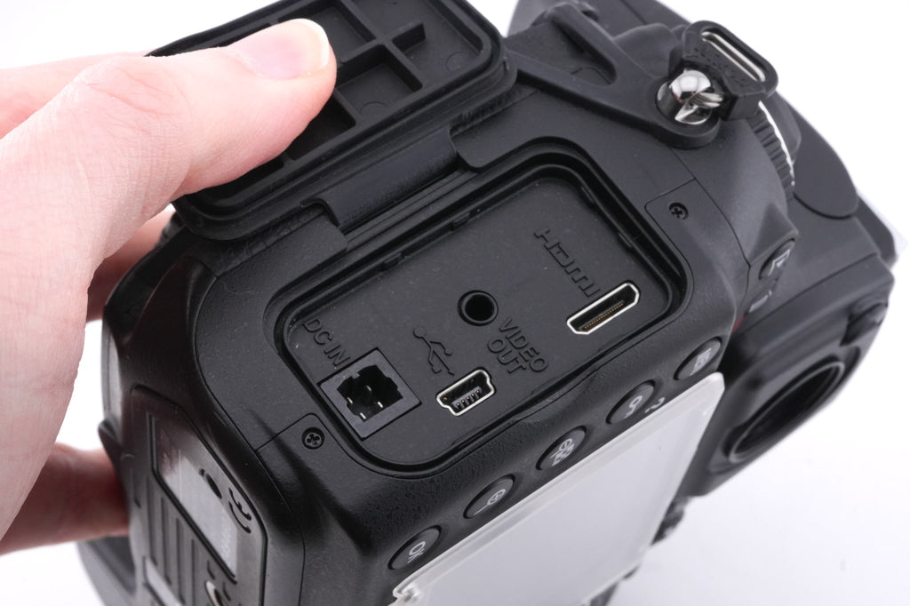 Nikon D700