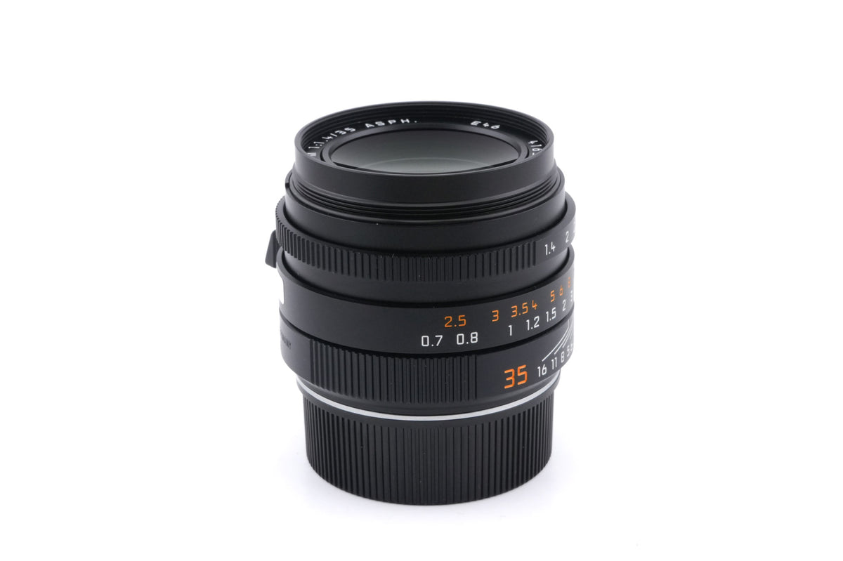 Leica 35mm f1.4 Summilux-M ASPH. FLE (Type I) (Black, 11663)