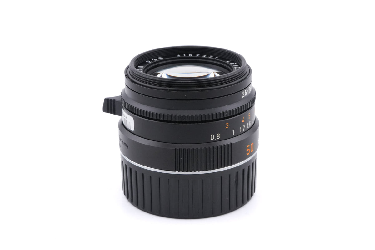 Leica 50mm f2.5 Summarit-M (11644) + Lens Hood (35/50mm f2.5) (12459)
