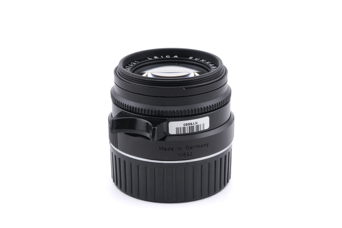 Leica 50mm f2.5 Summarit-M (11644) + Lens Hood (35/50mm f2.5) (12459)