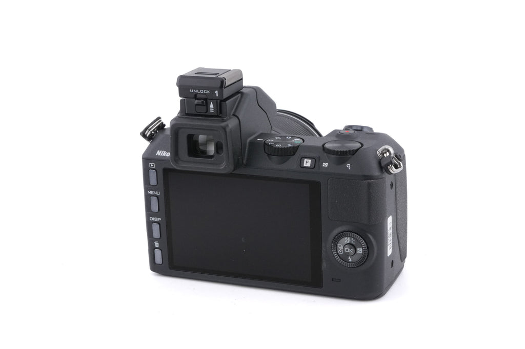 Nikon 1 V2 + 6.7-13mm f3.5-5.6 1 Nikkor VR