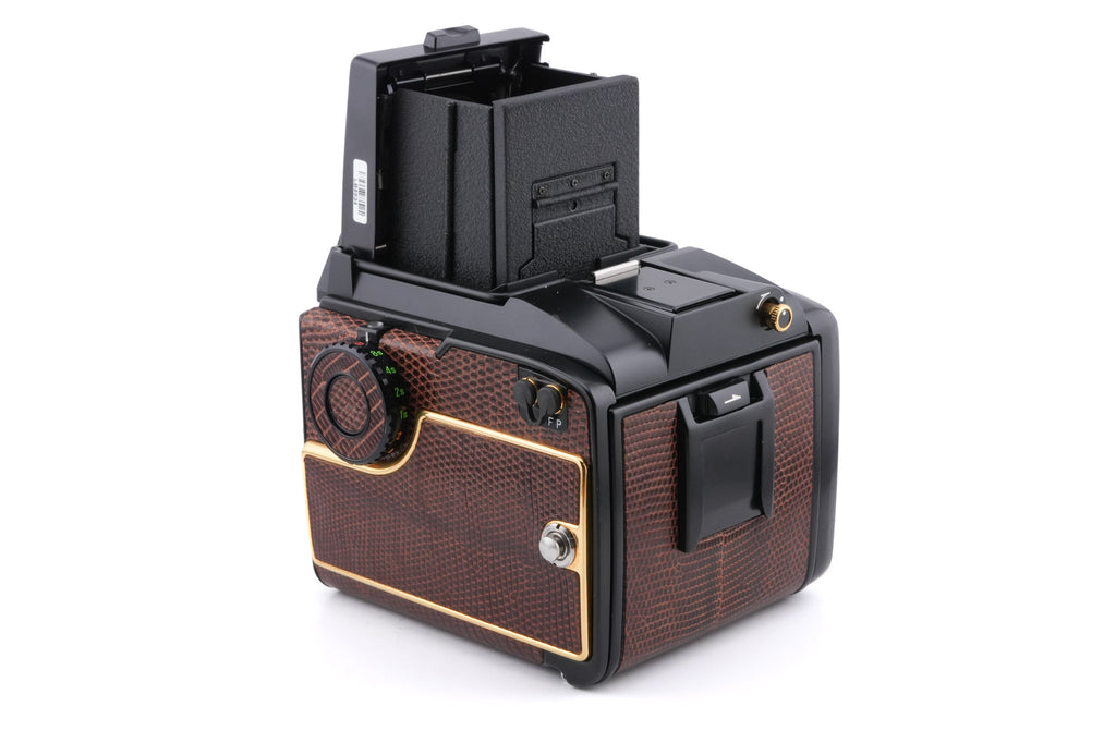Mamiya M645 1000S (Golden Lizard/Jubilee) + Waist Level Finder S (Golden Lizard/Jubilee) + AE Prism Finder (Golden Lizard/Jubilee)