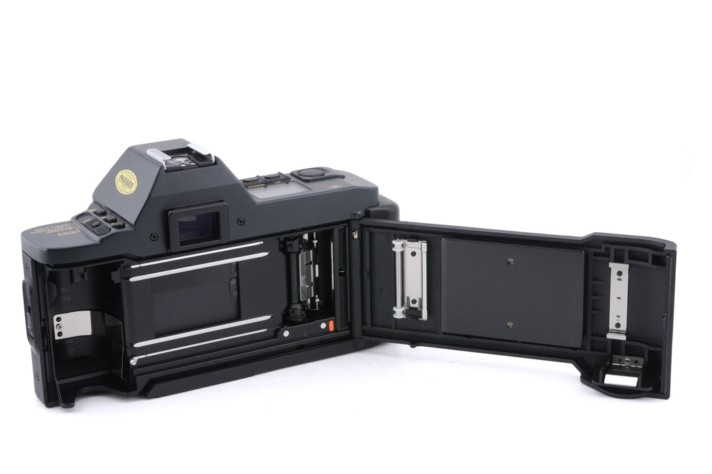 Canon T70