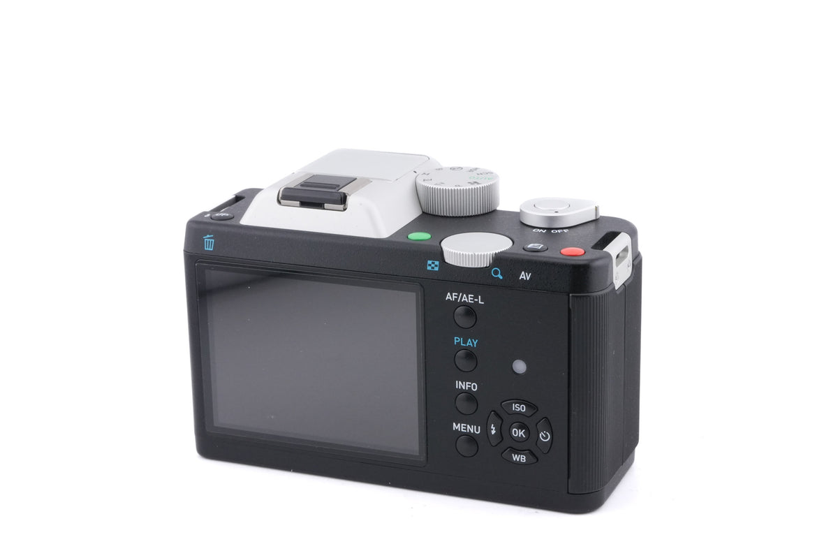 Pentax K-01