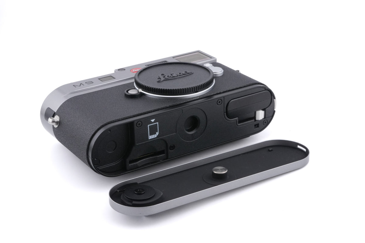 Leica M9 (Steel Grey, 10705)