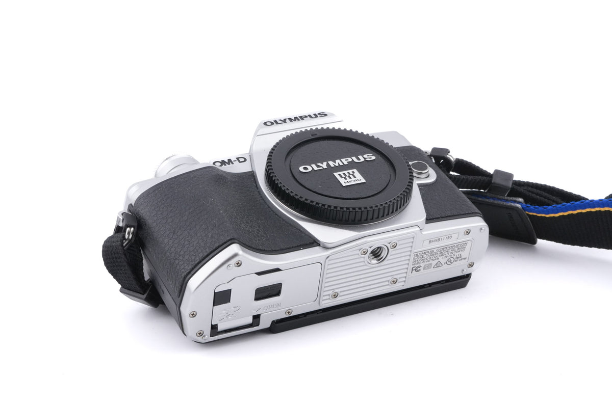 Olympus OM-D E-M10 Mark III