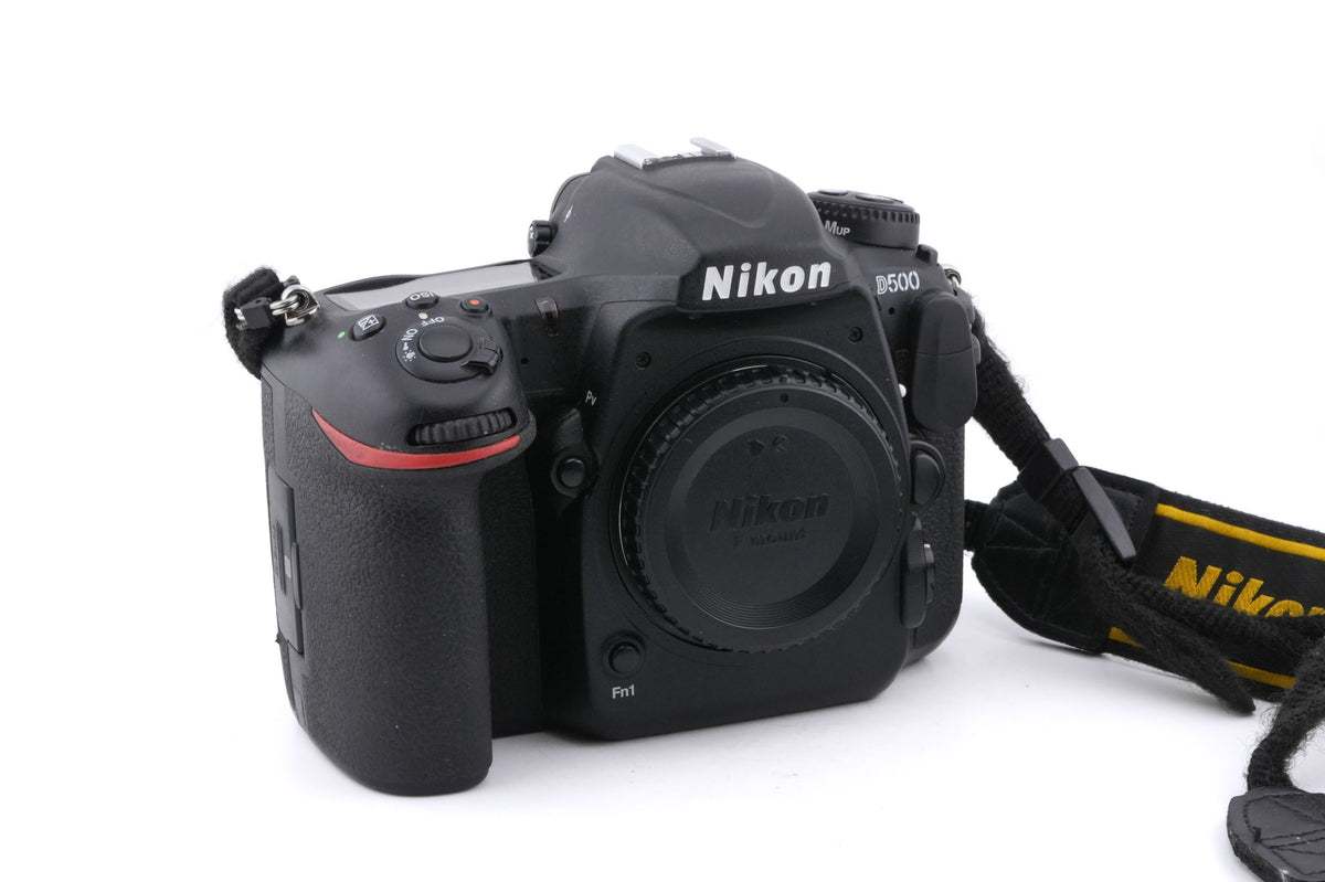 Nikon D500