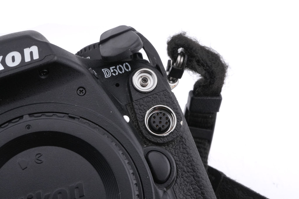 Nikon D500