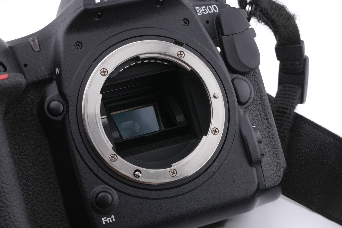 Nikon D500
