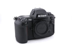 Nikon F100