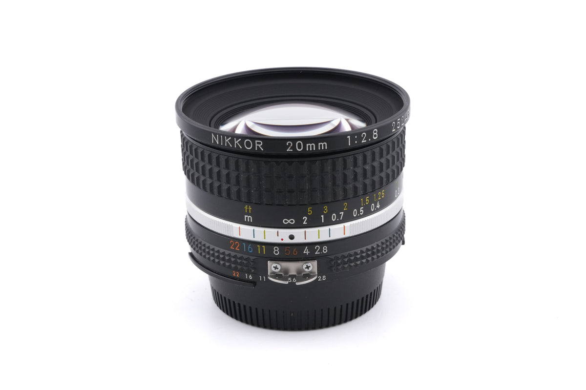 Nikon 20mm f2.8 Nikkor AI-S