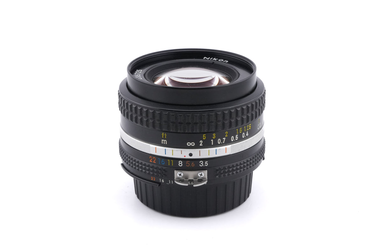 Nikon 20mm f3.5 Nikkor AI-S