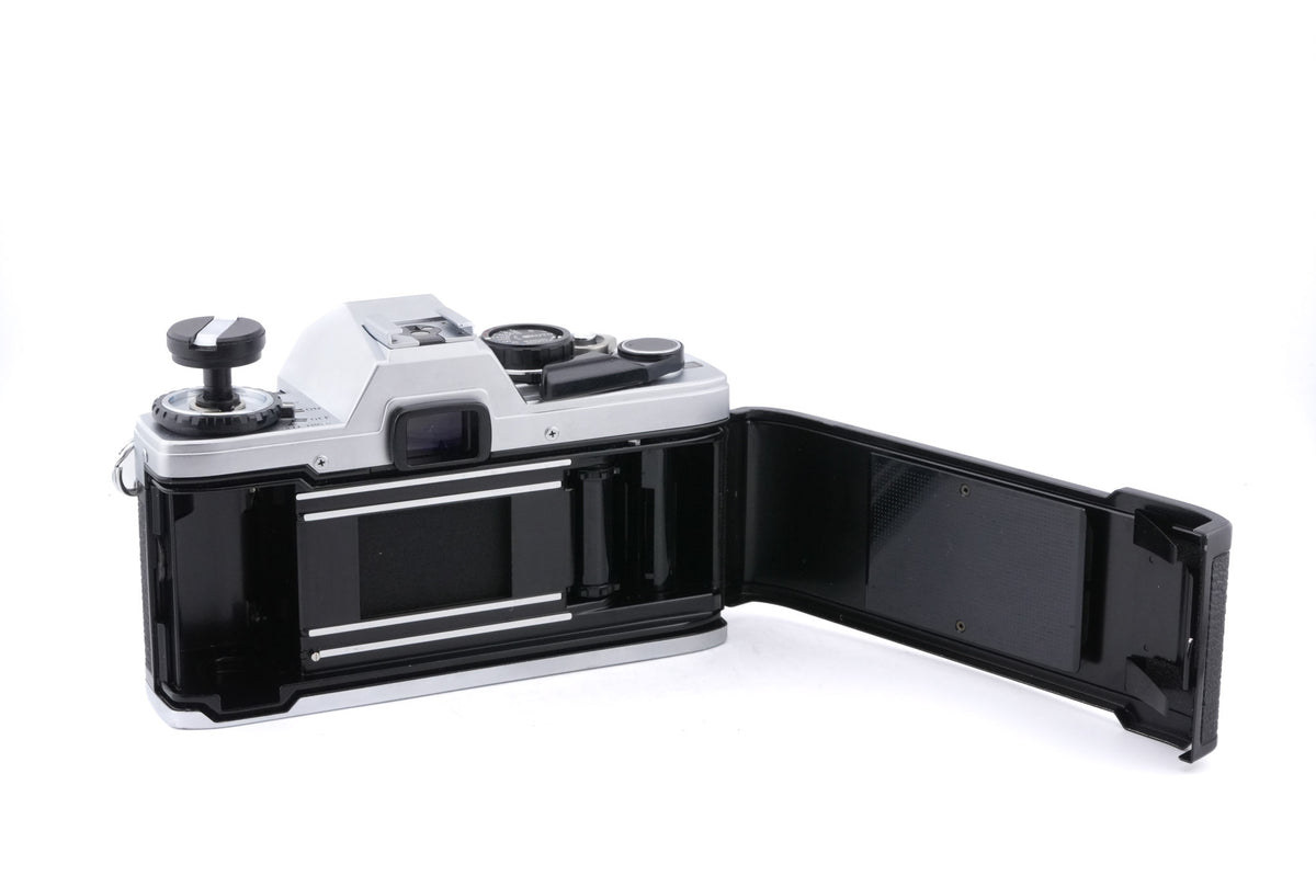 Olympus OM10