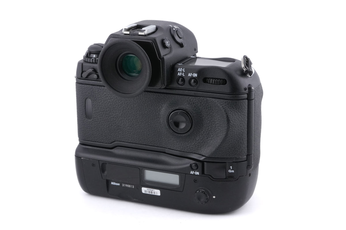 Nikon F5