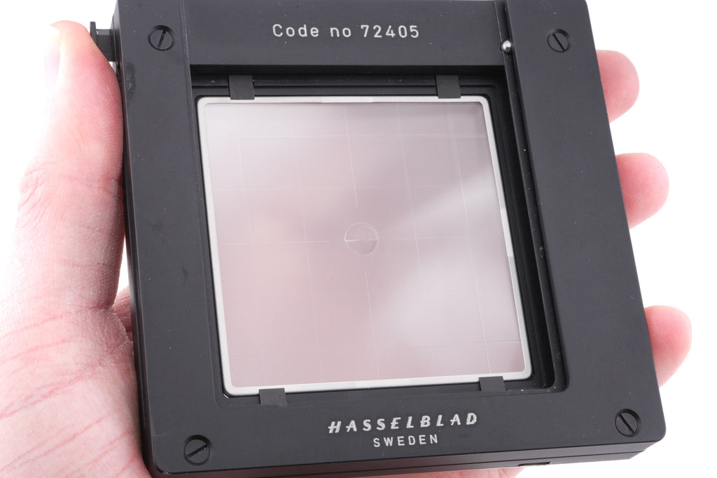 Hasselblad FlexBody (72109) + Stray Light Protection Slide (72411) + Film Format 4x5 Mask  (41151) + Open L-Connector (50776) + Focusing Screen Adapter (72405) + Reflex Viewfinder RMfx (72530) + FlexBody Cable Release (72513) + 10° Correction Slide (72413