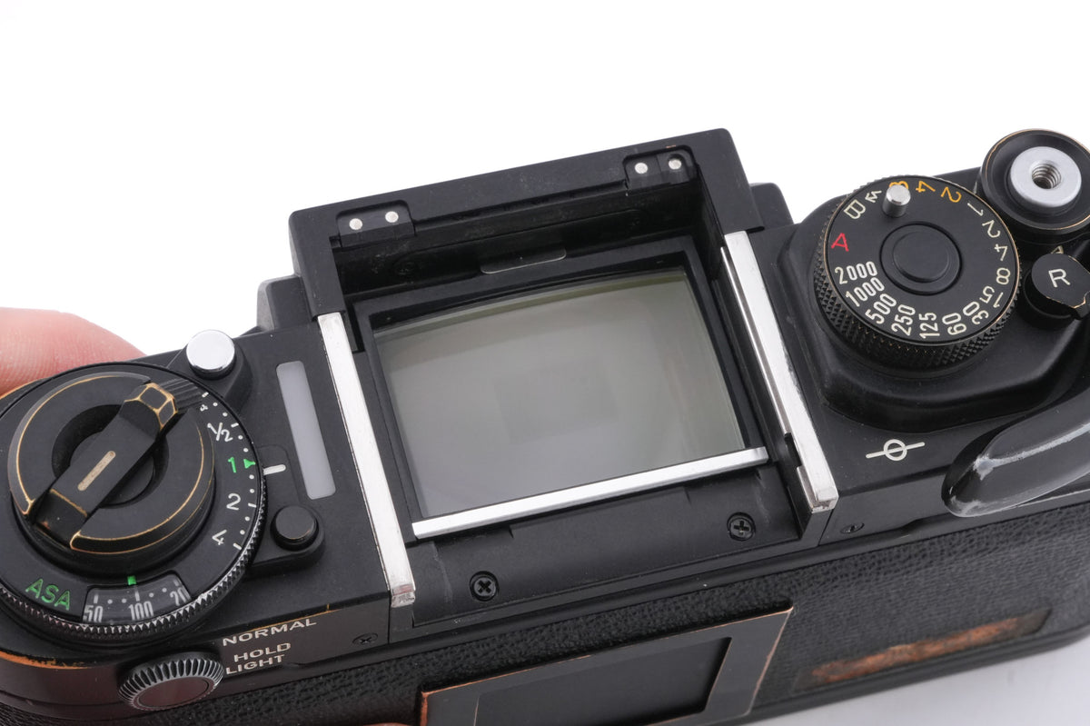 Canon New F-1