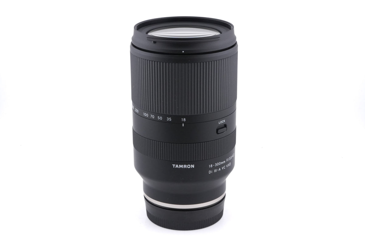 Tamron 18-300mm f3.5-6.3 DI III-A VC VXD (B061)