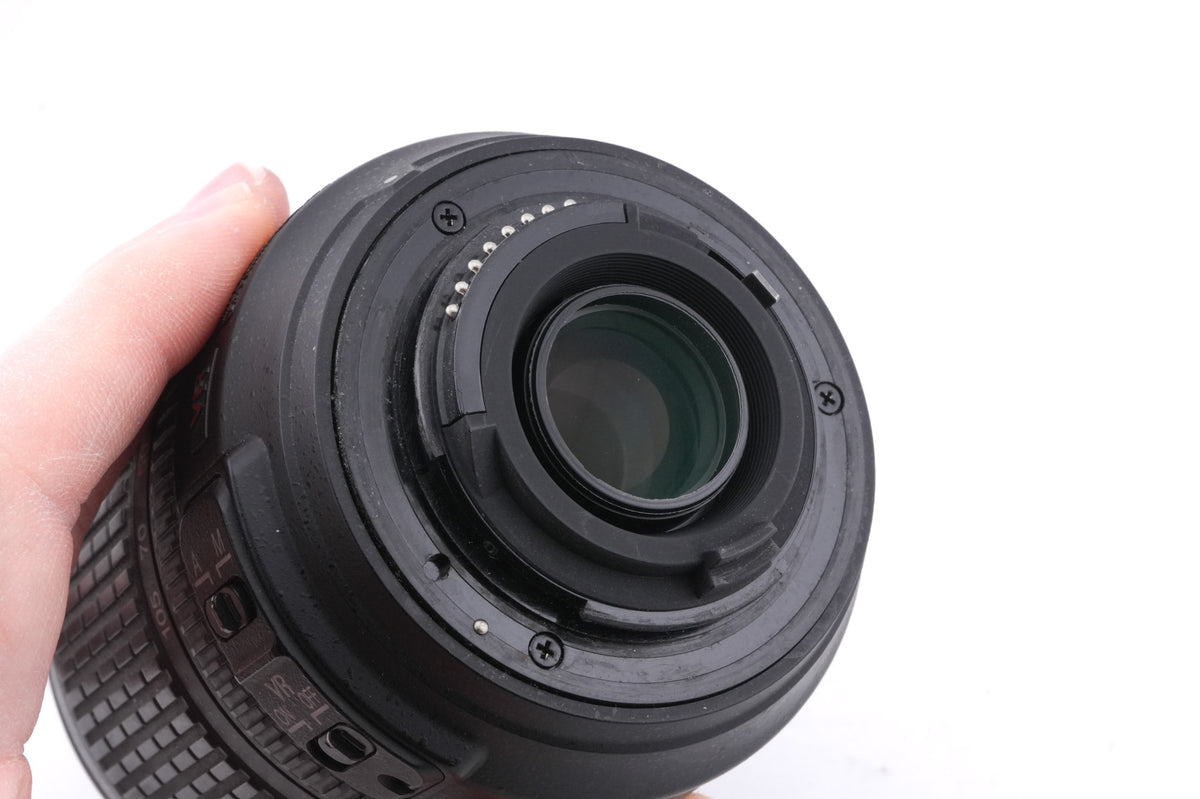 Nikon 18-105mm f3.5-5.6 AF-S Nikkor G ED VR