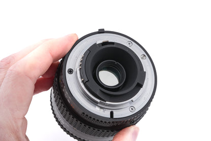 Nikon 35-70mm f3.3-4.5 AF Nikkor II