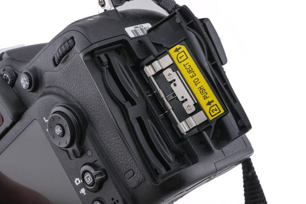 Nikon D7100