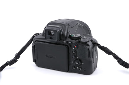 Nikon Coolpix P900