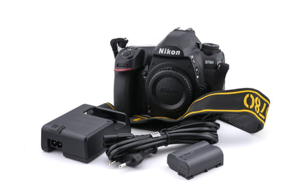 Nikon D780
