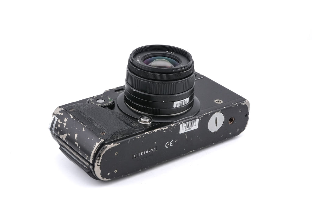 Hasselblad XPan (3014010) + 45mm f4 (3024015)