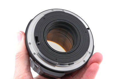 Pentax 105mm f2.4 Super-Multi-Coated Takumar 6X7