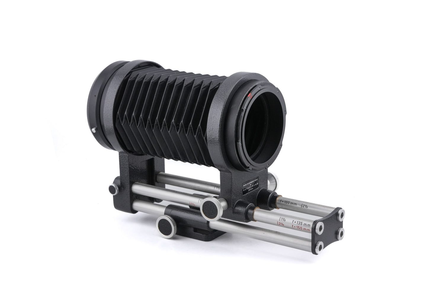 Hasselblad Bellows Extension, Round (40223) + Double Cable Release (40142/TIMOC)