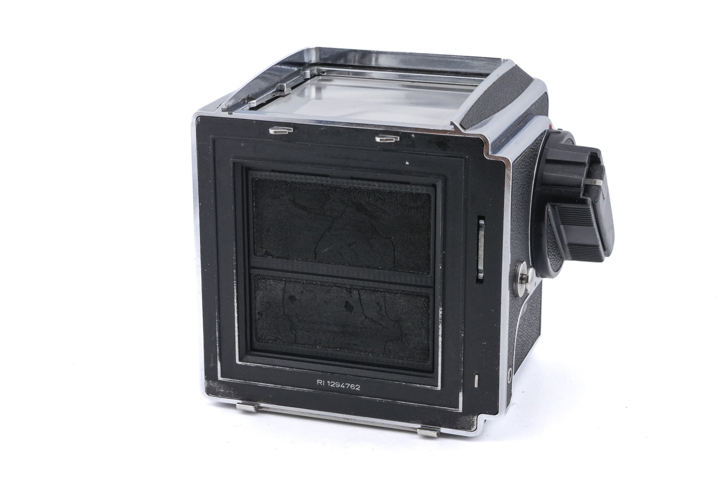 Hasselblad 500C/M (Silver, 10026) + Waist Level Finder (New / Chrome, 42315) + A12N Film Magazine + 80mm f2.8 Planar T* CF (20029) + Standard Focusing Screen (42161)