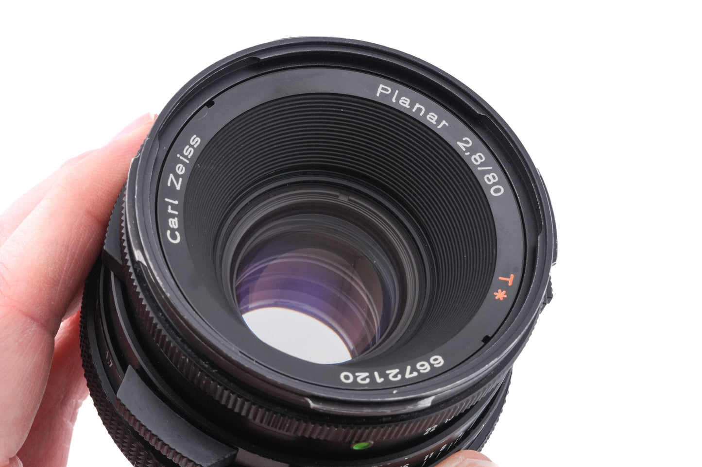 Hasselblad 500C/M (Silver, 10026) + Waist Level Finder (New / Chrome, 42315) + A12N Film Magazine + 80mm f2.8 Planar T* CF (20029) + Standard Focusing Screen (42161)