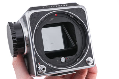 Hasselblad 500C (10022) + Waist Level Finder (Old / Silver, 42021)