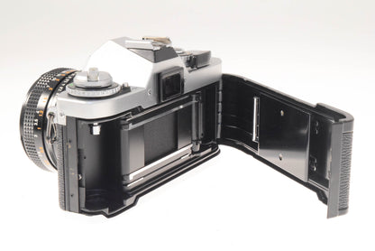 Canon AV-1 + 50mm f1.8 S.C.