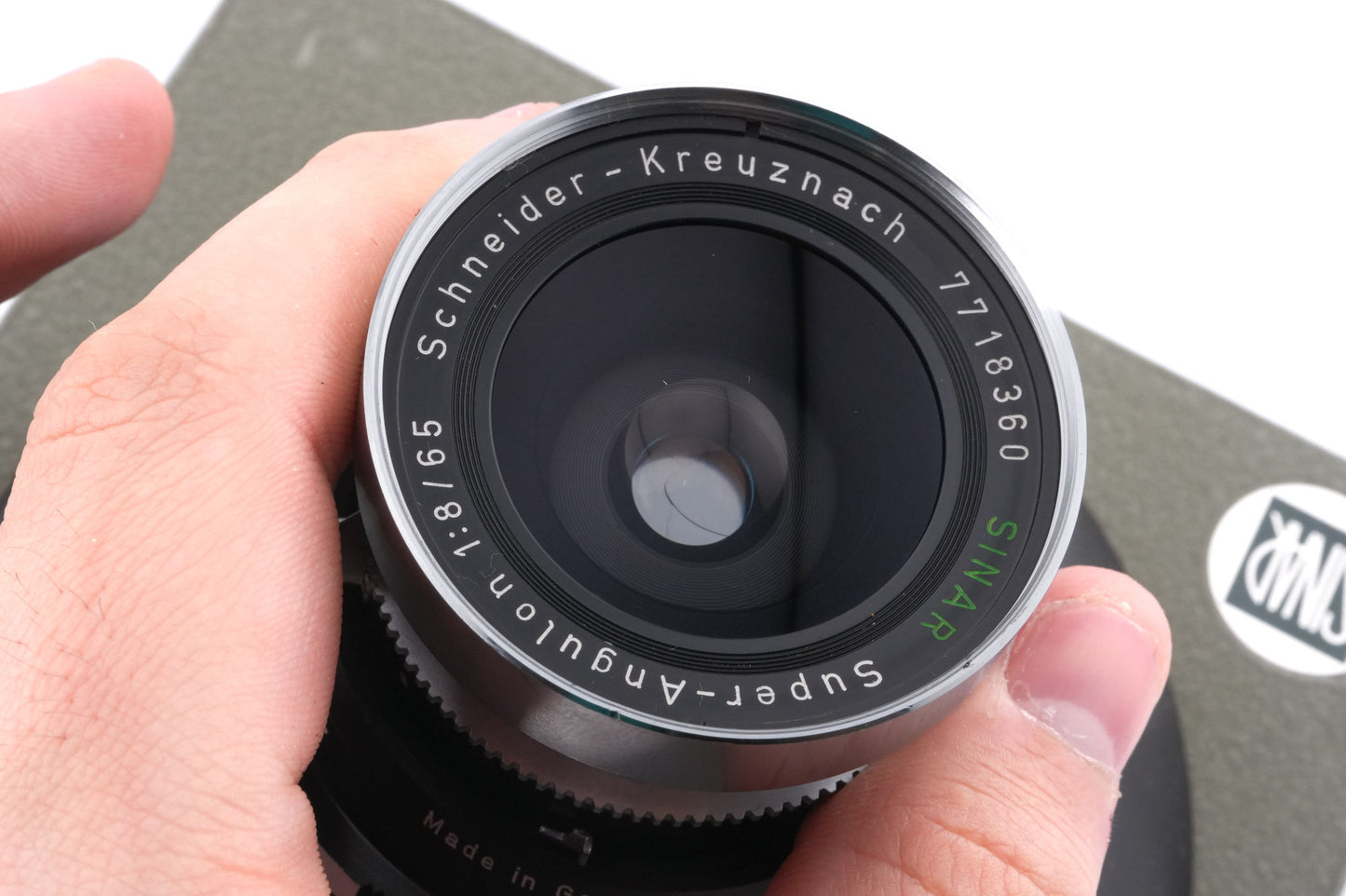 Schneider-Kreuznach 65mm f8 Super-Angulon (Shutter)