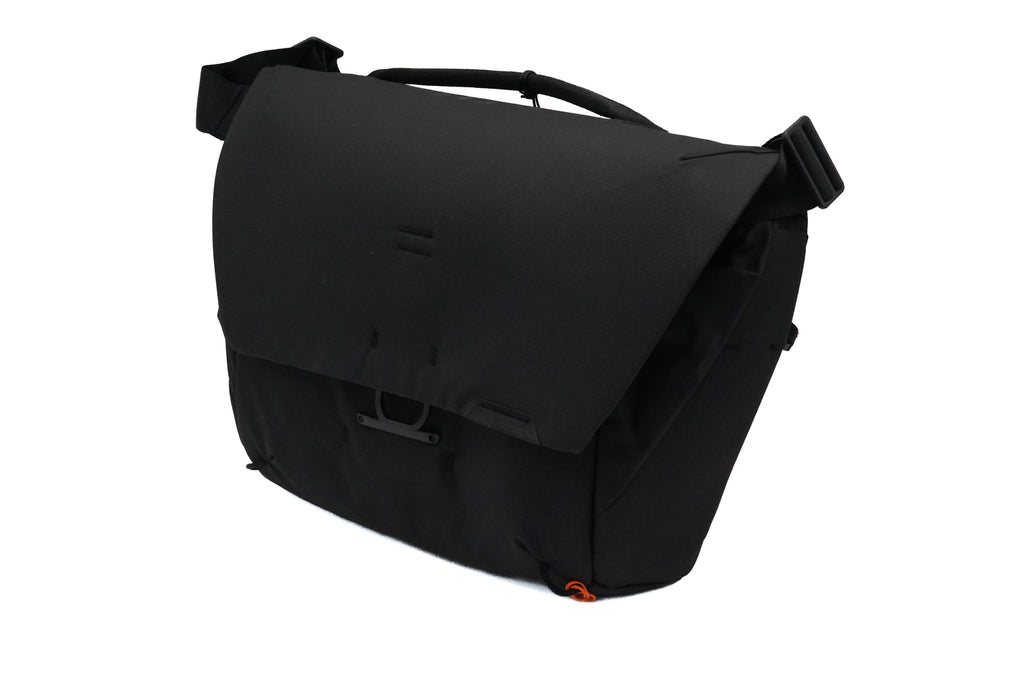 Peak Design Everyday Messenger 13L