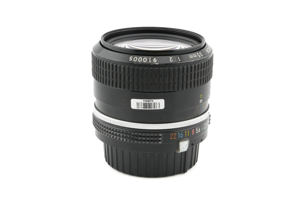 Nikon 35mm f2 Nikkor Pre-AI