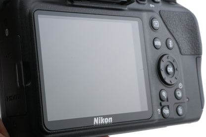 Nikon D3500