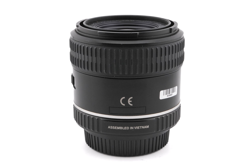 Pentax 50mm f2.8 SMC Pentax-D FA Macro