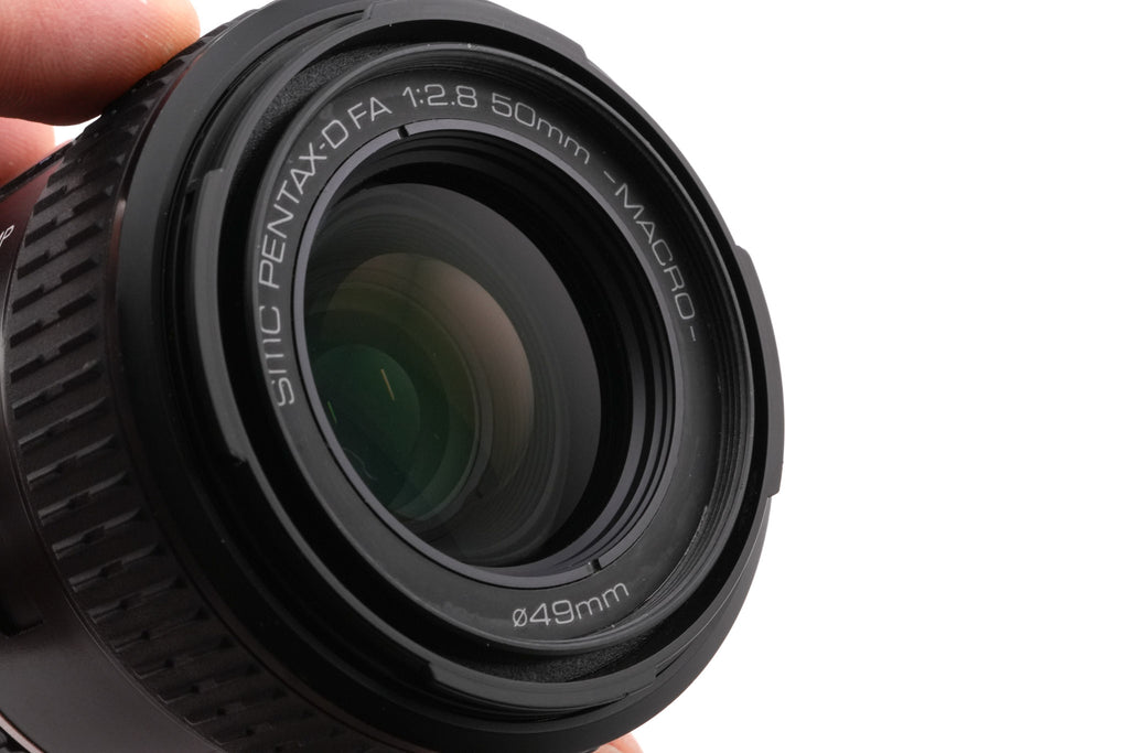 Pentax 50mm f2.8 SMC Pentax-D FA Macro